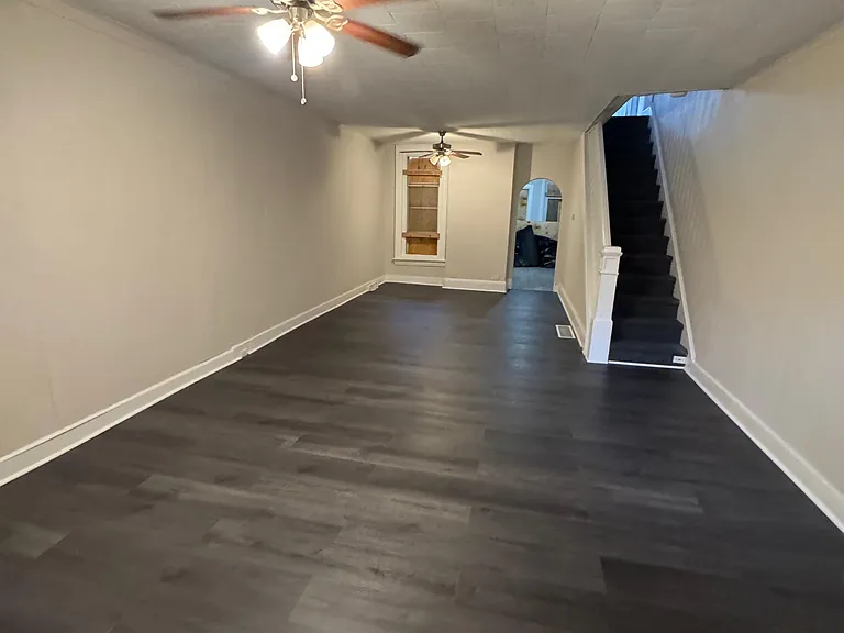435 Centre St — Photo 1
