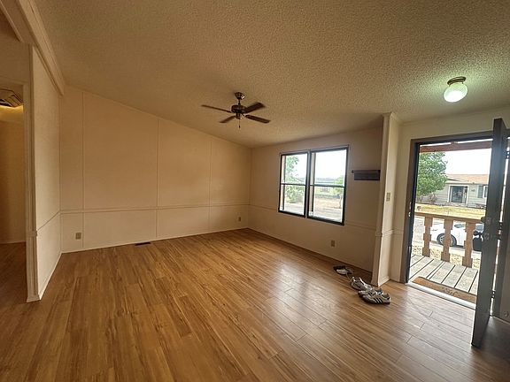 3rd image of 6712 Ruth Ave NE