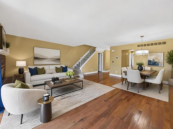 4th image of 8224 Clay Ct #11