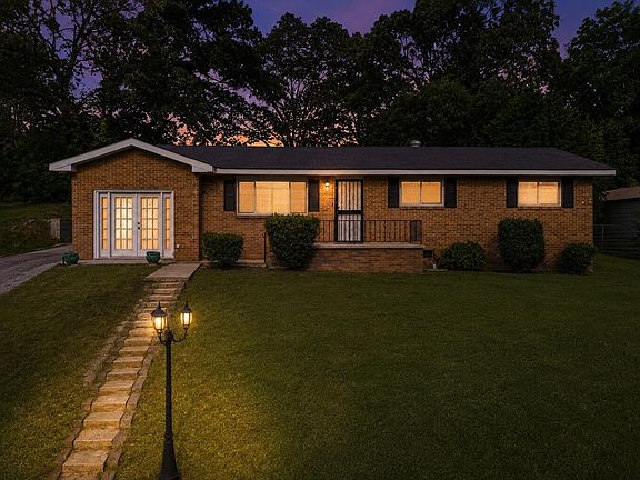 2nd image of 7820 Rosemary Cir