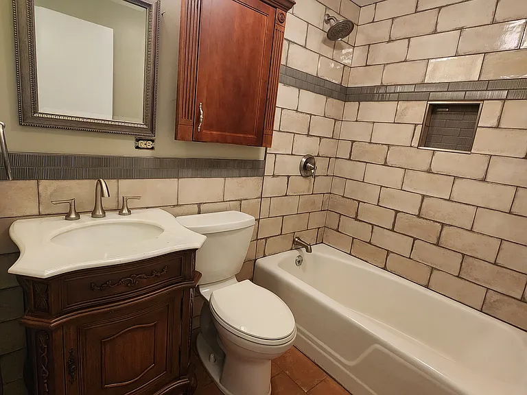 444 Norwood Ave #1 — Photo 10