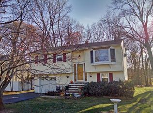 108 Pahaquarry Rd, Hopatcong, NJ 07843