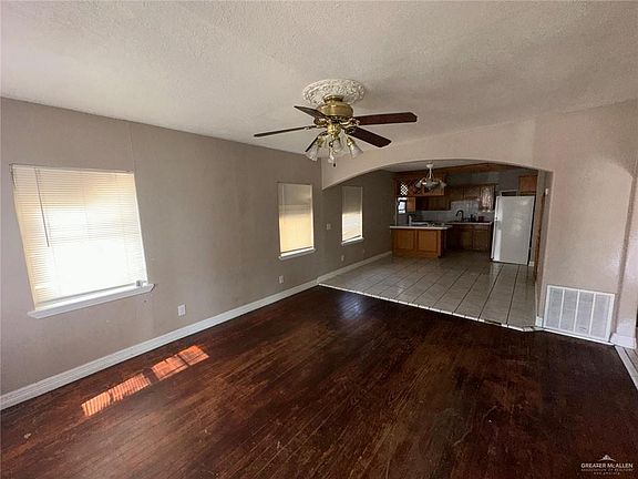 4th image of 513 S Louisiana Ave