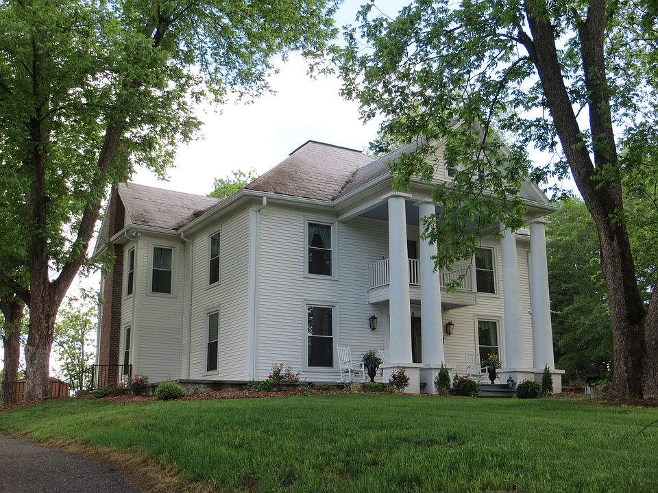 2nd image of 406 Battleground Rd