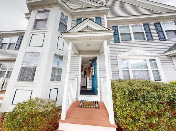 19 Merrimac Way Unit D, Tyngsboro, MA 01879