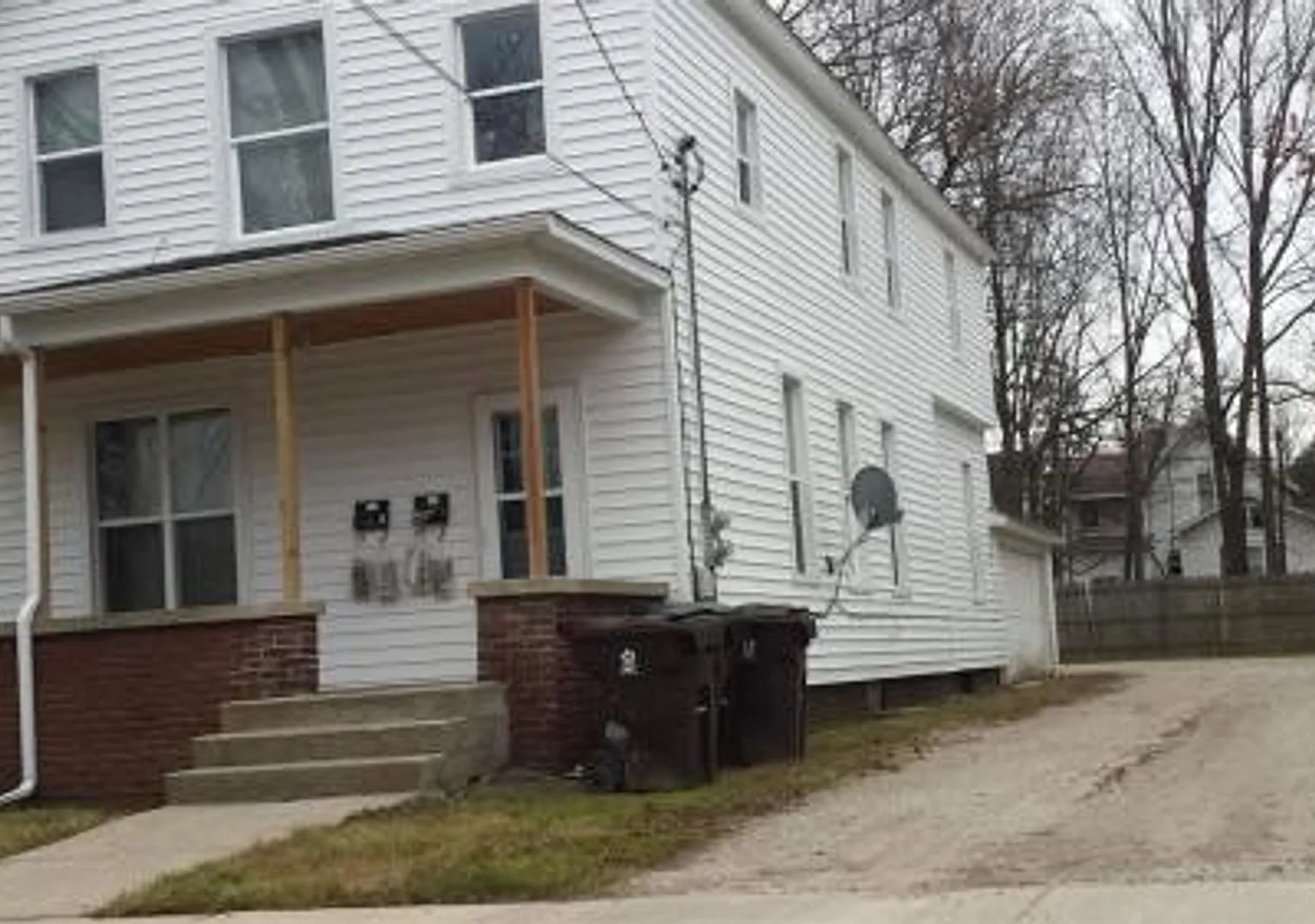 117 Sanborn — Photo 2