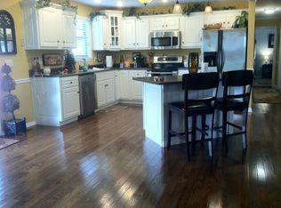 561 Aaron Dr, Russell Springs, KY 42642