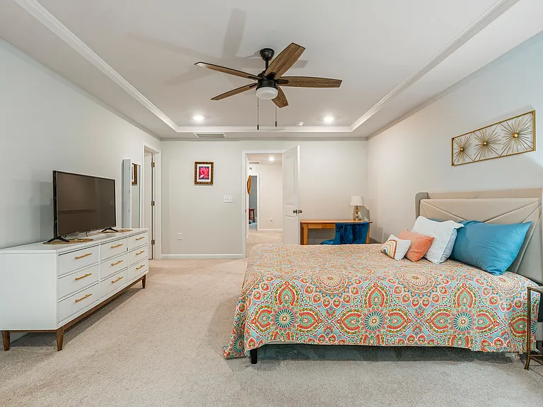 185 Millennium Dr — Photo 7