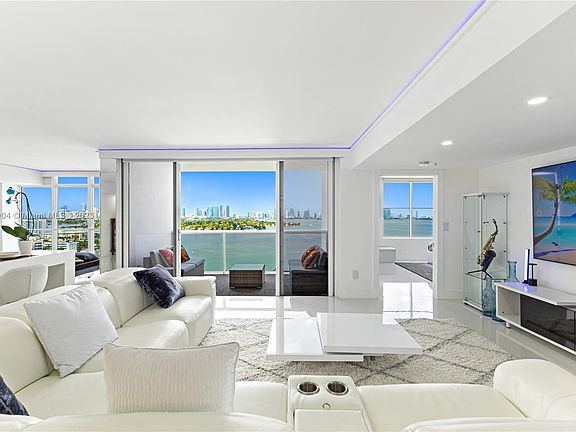 3rd image of 1900 Sunset Harbour Dr Unit 2002/4