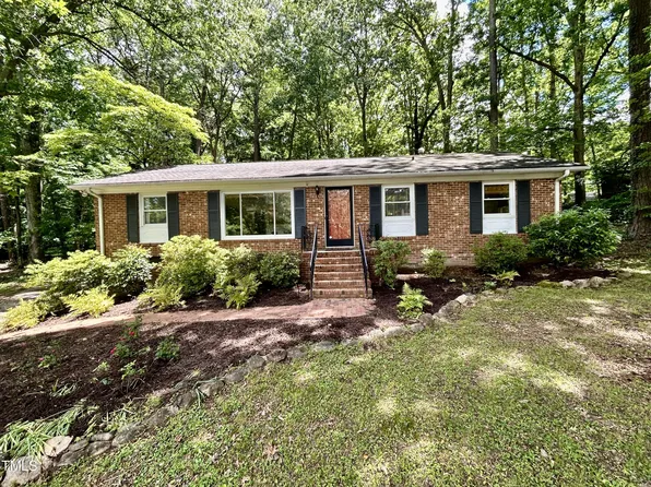 106 Lexington Cir, Chapel Hill, NC 27516