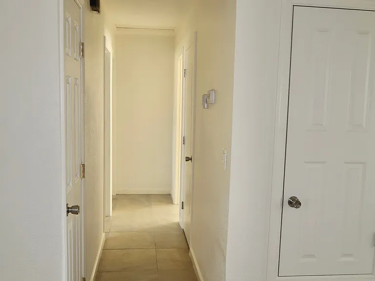 1609 Cheryl Ct — Photo 7