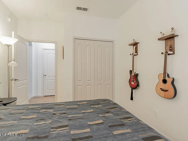 16284 Hunters Hollow Trl — Photo 22