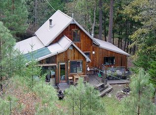 2112 Proctor Rd, Mosier, OR 97040