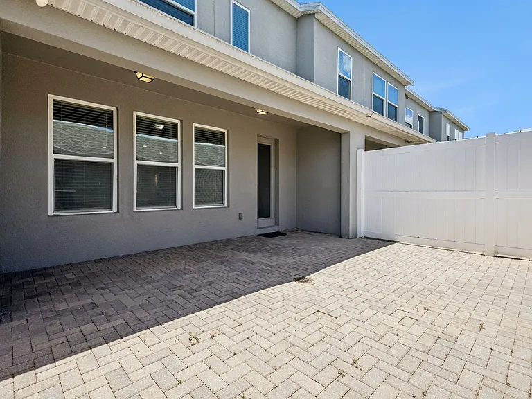 8130 Bluejack Oak Dr — Photo 29