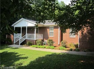 417 Silver Ridge Dr, Lexington, NC 27292