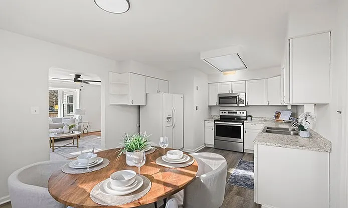 4 bed, 2350 sqft, $1,800 — Photo 4
