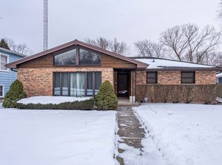 2009 Kedron Blvd, Zion, IL 60099
