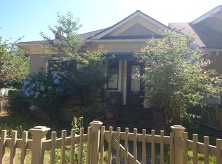 2434 9th Ave W, Seattle, WA 98119