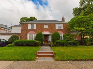 11006 Jewel Ave, Flushing, NY 11375
