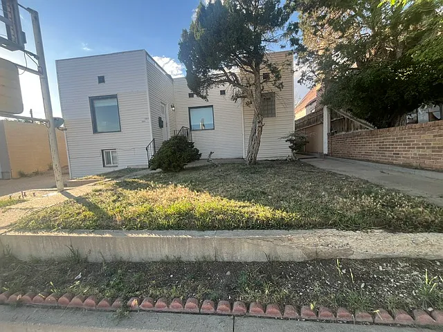 2 bed, 1380 sqft, $1,250 — Photo 1