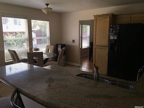 4th image of 168 Shadywood Ave