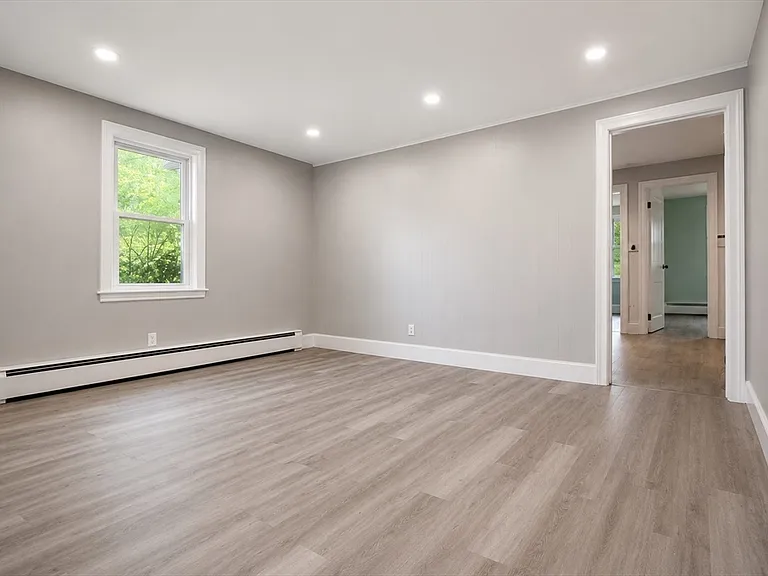 60 Howard St #1 — Photo 8