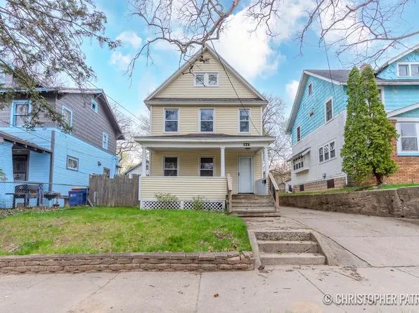 1007 Watkins St SE, Grand Rapids, MI 49507
