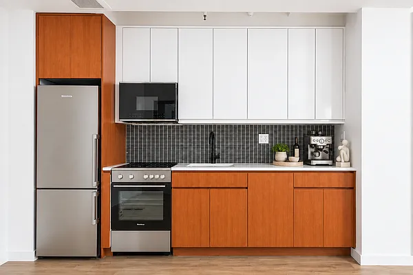 Kitchen, photo 1