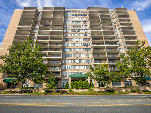 1401 Pennsylvania Ave APT 914, Wilmington, DE 19806