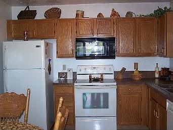 3rd image of 11828 Halle Dr