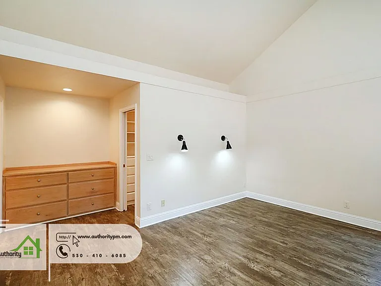 3747 Sunday Ct — Photo 11