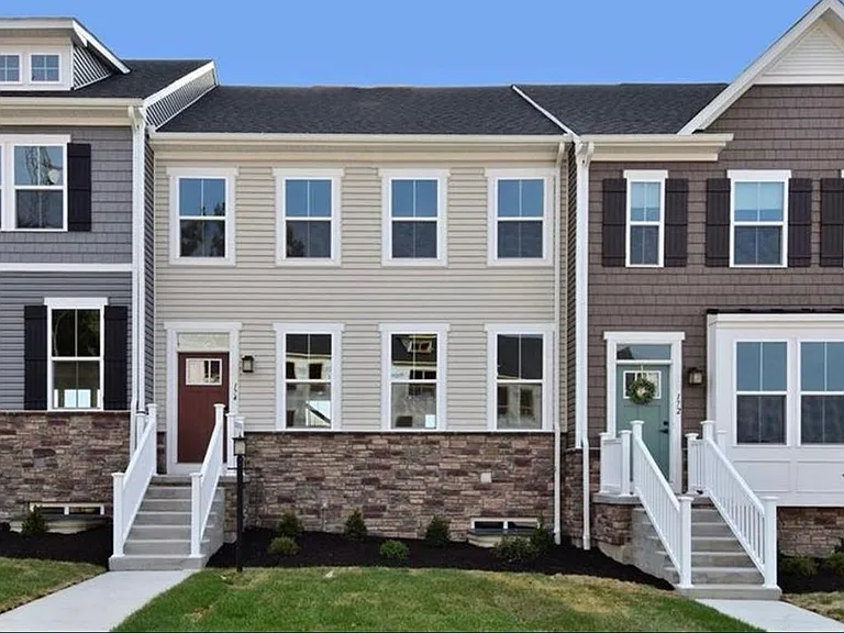 174 Moyer Hill Dr — Photo 2