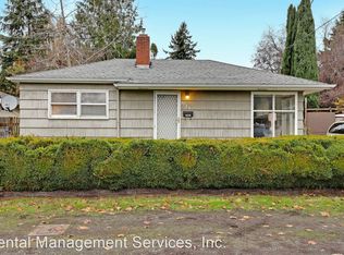 9123 SE Pine St, Portland, OR