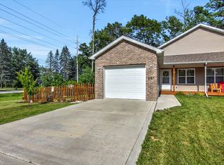 697 A Dearborn Rd, Portage, IN 46368