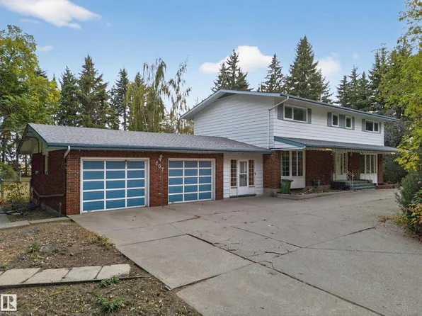 707 65th Ave NW, Edmonton, AB T6P 1S1