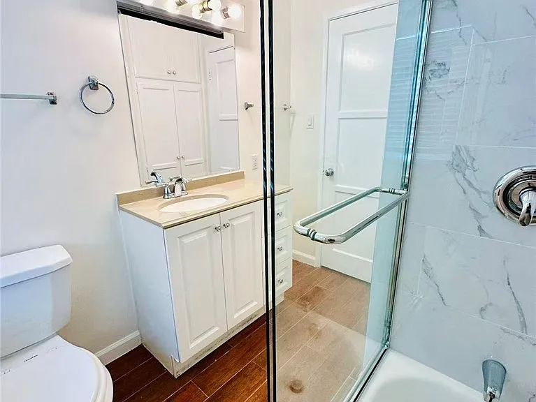 400 E Fernfield Dr — Photo 14