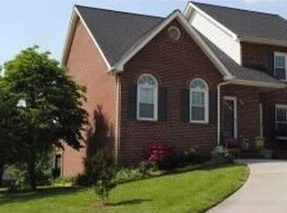 400 Andover Ct, Kingsport, TN 37663