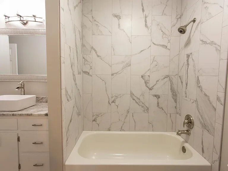 128 Oak Creek Cir — Photo 12