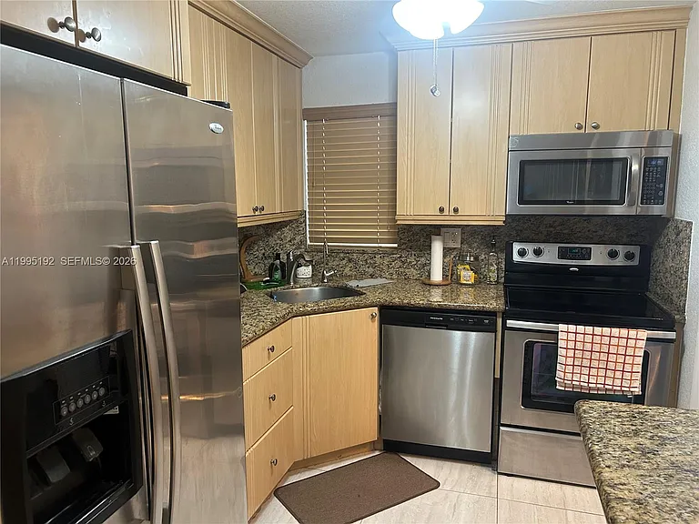 8900 Washington Blvd #405A — Photo 8