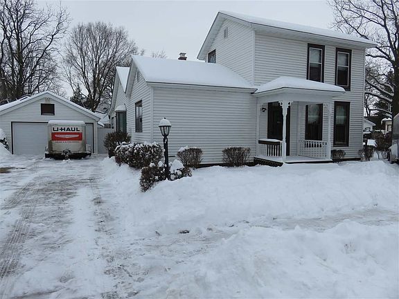 2nd image of 221 Green St