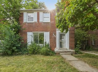 5935 Cadieux Rd, Detroit, MI 48224