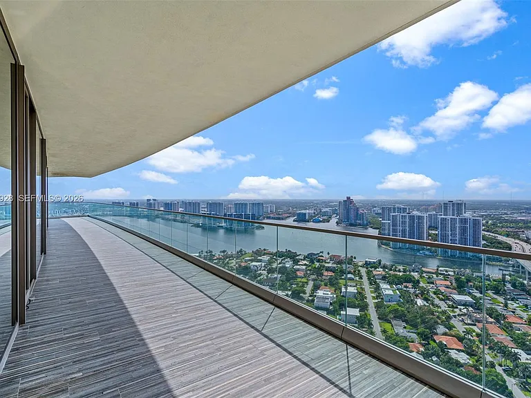 18975 Collins Ave #3605 — Photo 32