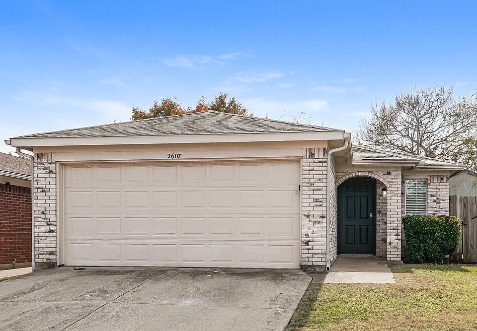 1st image of 2607 Whitehurst Dr