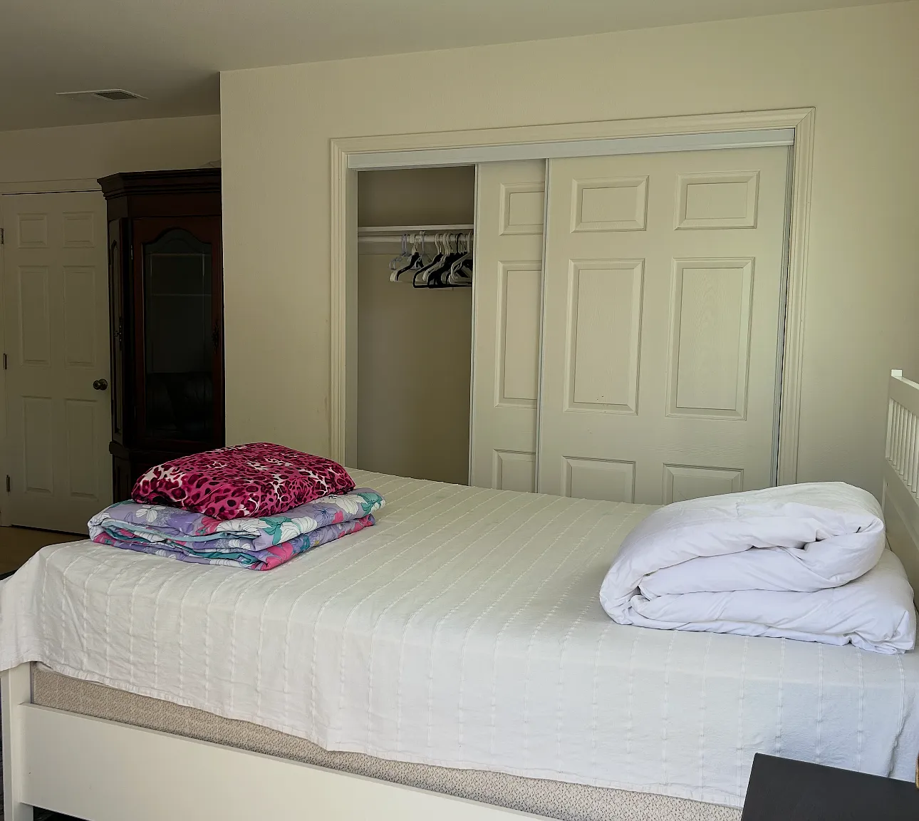 1 bed, 280 sqft, $1,200 — Photo 2