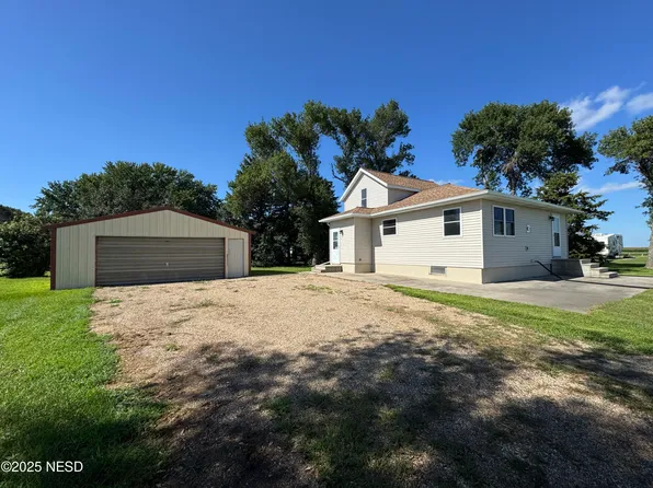 305 4th St, Corona, SD 57227
