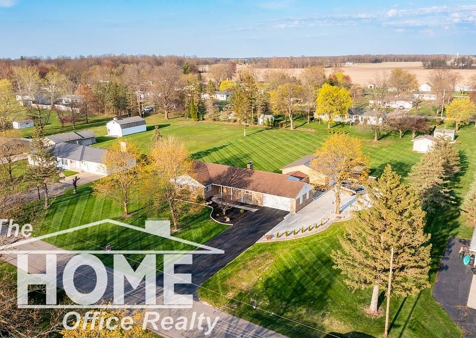 1st image of 200 Elmwood Dr