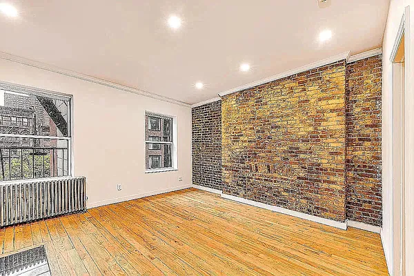 Rented by REAL New York | media 31