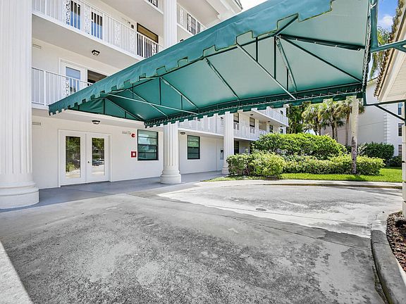 5th image of 3516 Whitehall Drive #403