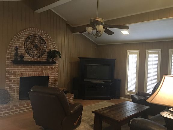 2nd image of 6302 Knoxville Dr