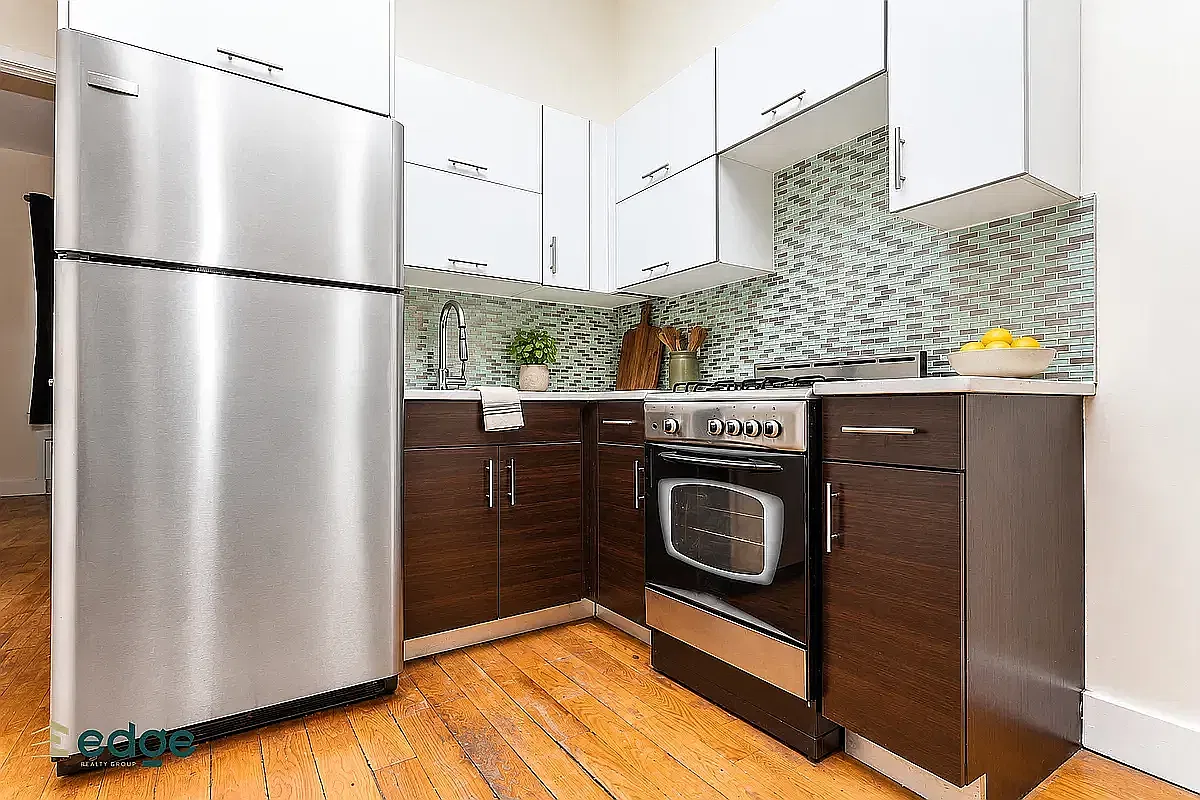 167 Harman Street — Photo 3